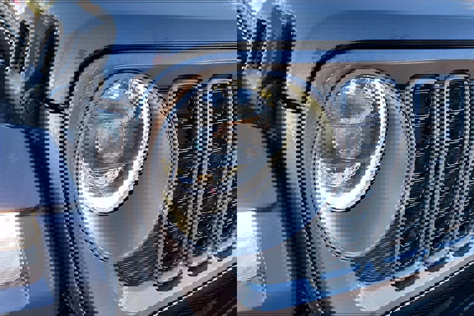 Used 2025 Jeep Wrangler Unlimited Rubicon image 26