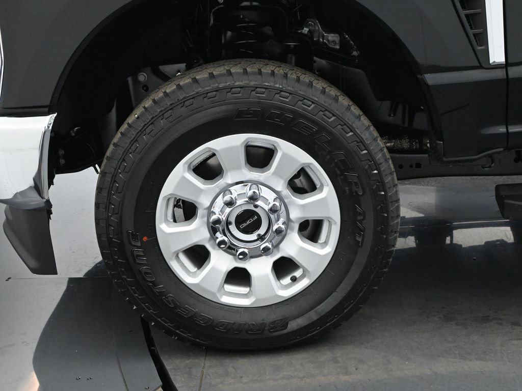 Certified 2024 Ford F250 XLT w/ FX4 Off-Road Package image 24