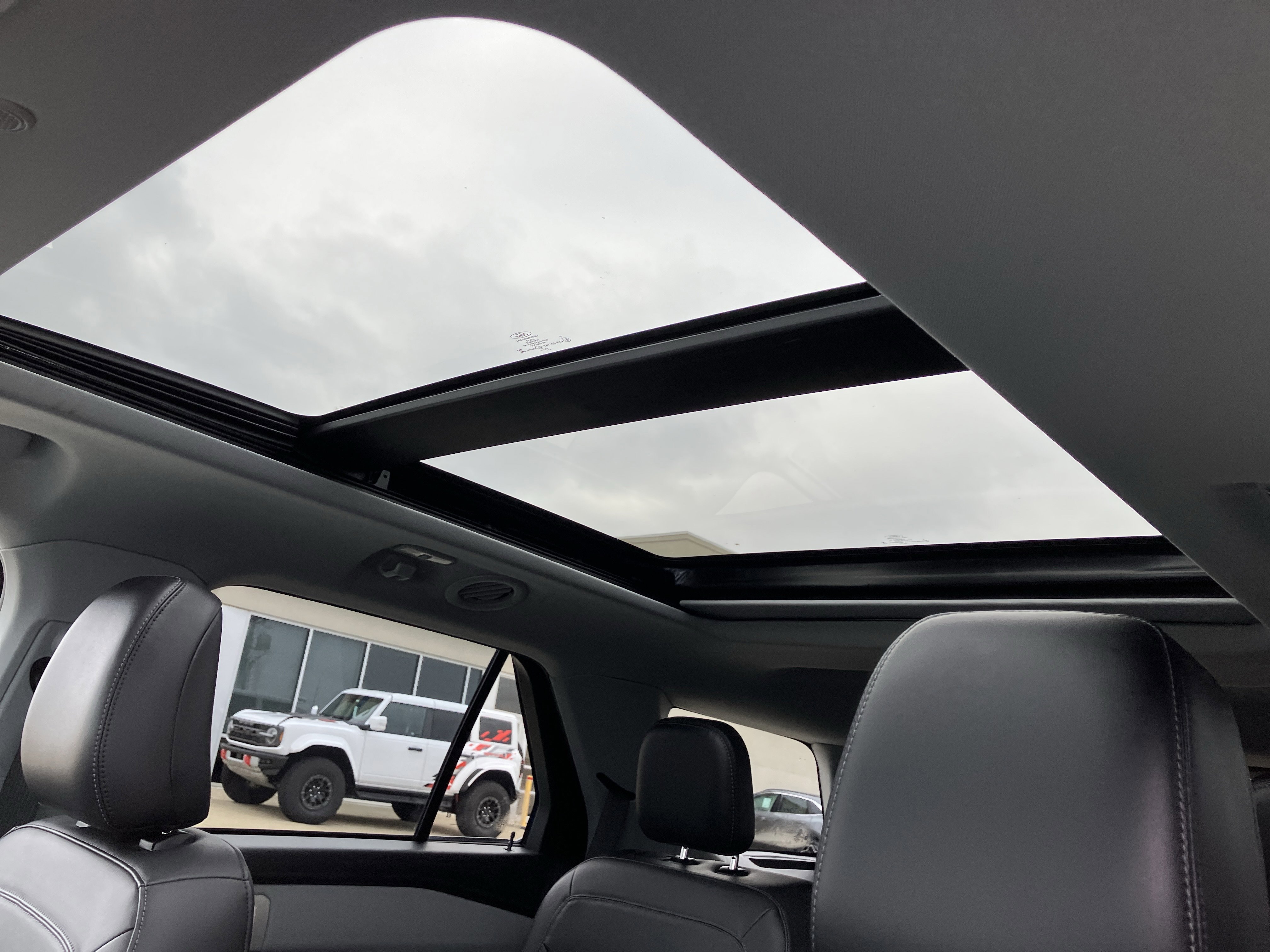 Certified 2023 Ford Explorer XLT w/ Equipment Group 202A image 43