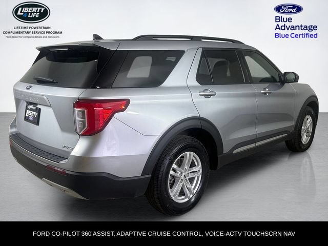 Certified 2022 Ford Explorer XLT w/ Equipment Group 202A AWD/4WD image 3