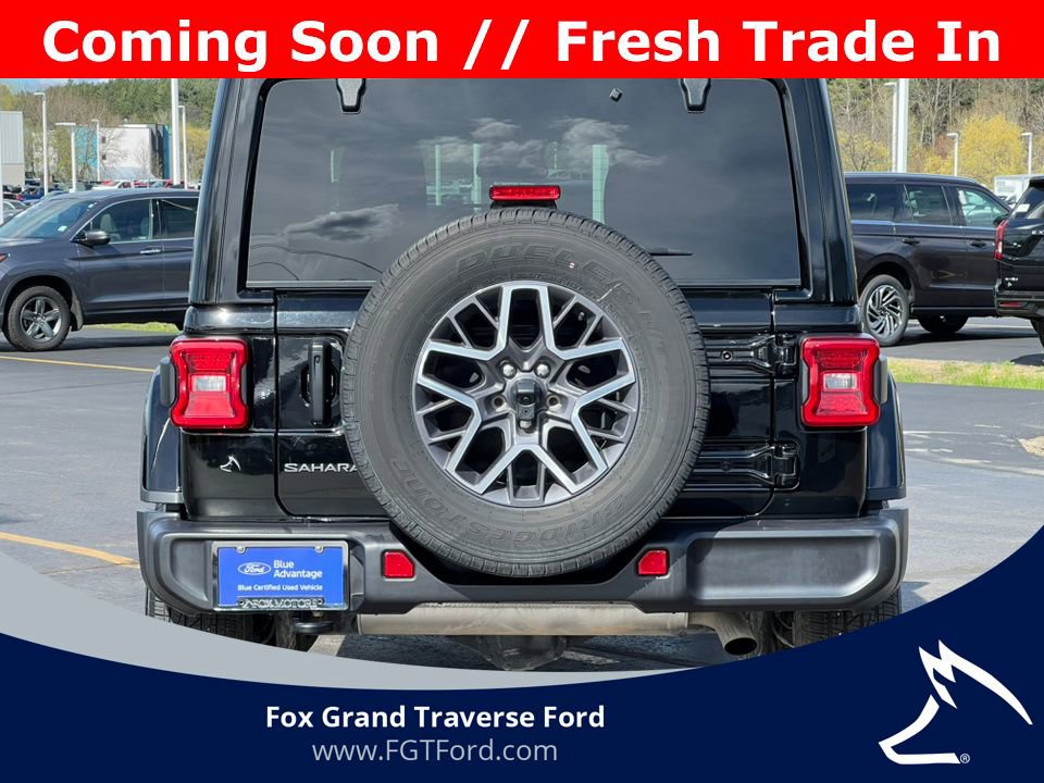 Used 2025 Jeep Wrangler Unlimited Sahara AWD/4WD image 37