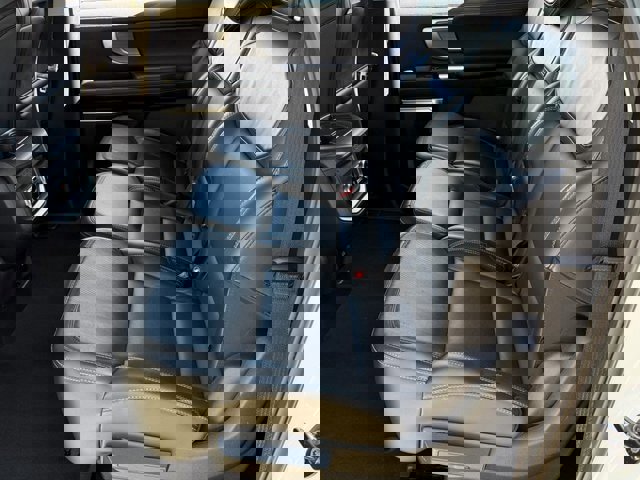 Certified 2025 Ford Expedition Max Platinum image 39