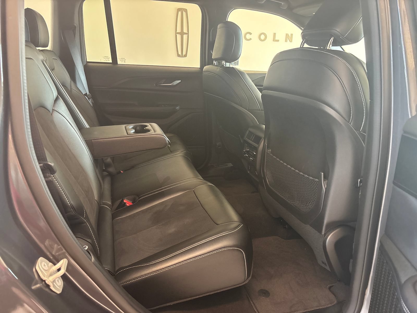 Used 2024 Jeep Grand Cherokee Altitude AWD/4WD image 10
