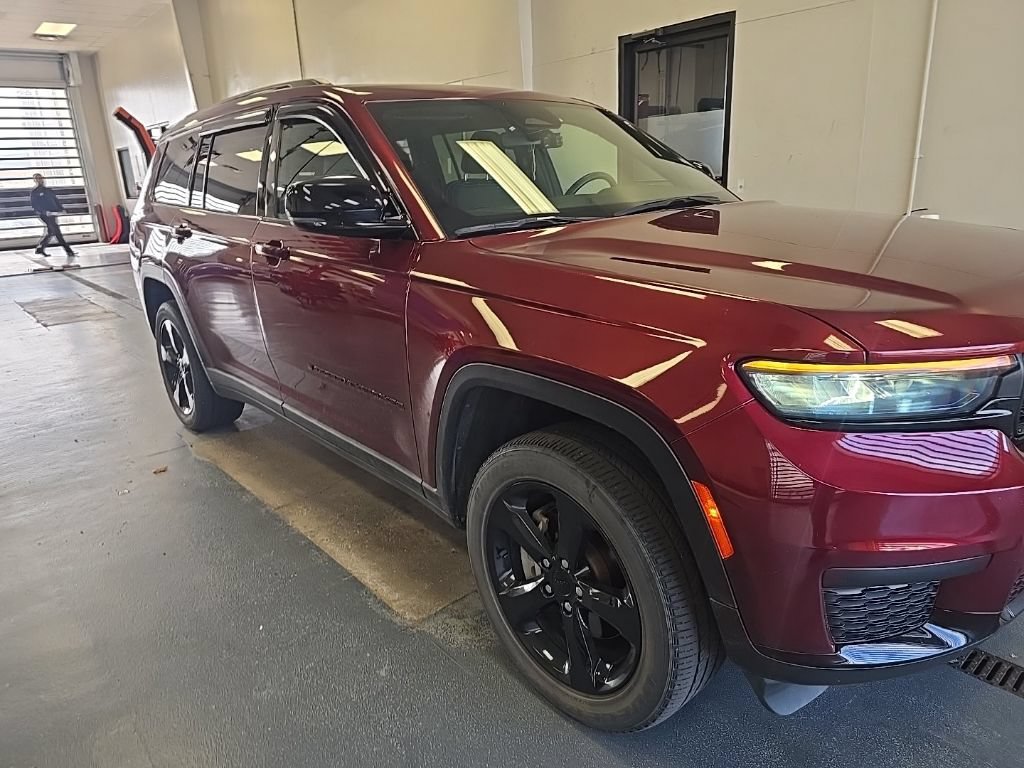 Used 2023 Jeep Grand Cherokee L Laredo