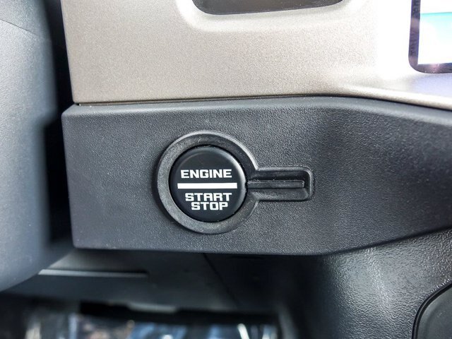 Certified 2025 Ford Bronco Outer Banks AWD/4WD image 19