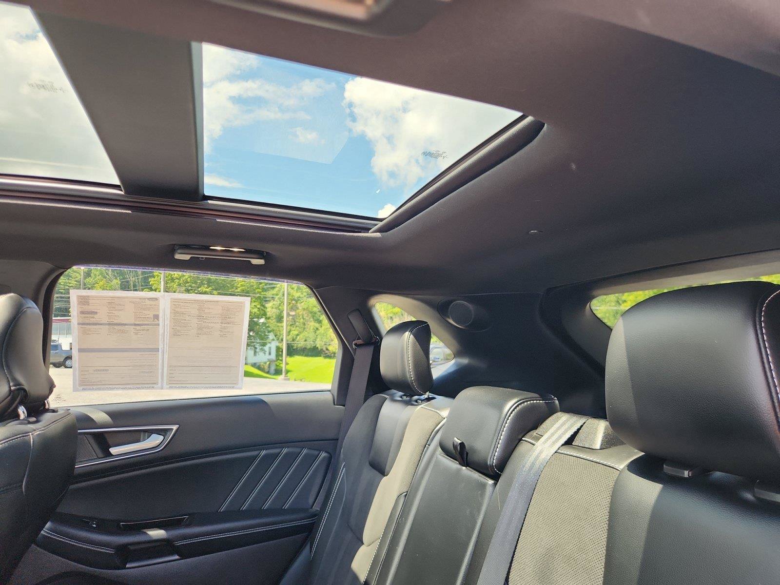 Certified 2019 Ford Edge ST w/ Equipment Group 401A AWD/4WD image 15