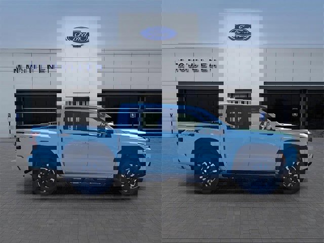 Used 2023 Nissan Frontier PRO-4X w/ Pro Convenience Package image 2