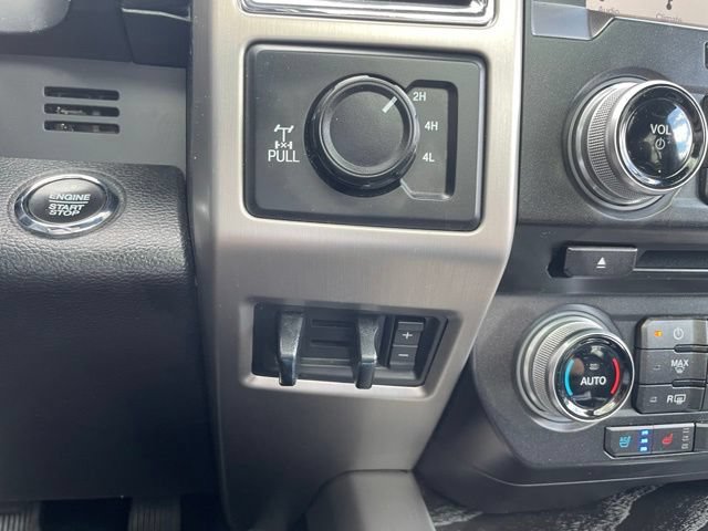 Certified 2018 Ford F350 Platinum w/ Platinum Ultimate Package AWD/4WD image 25