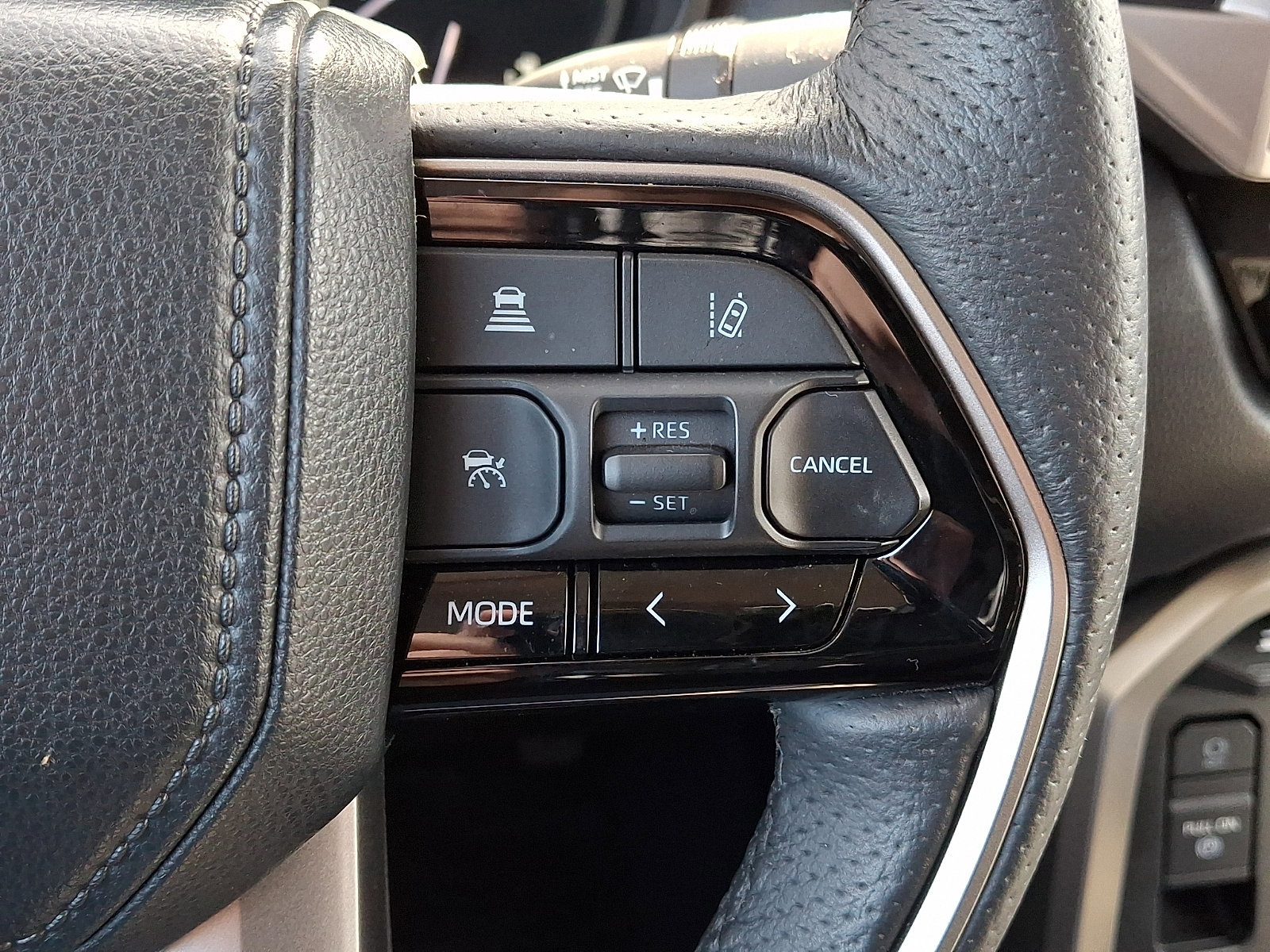 Used 2023 Toyota Tundra SR5 w/ SR5 Premium Package image 29