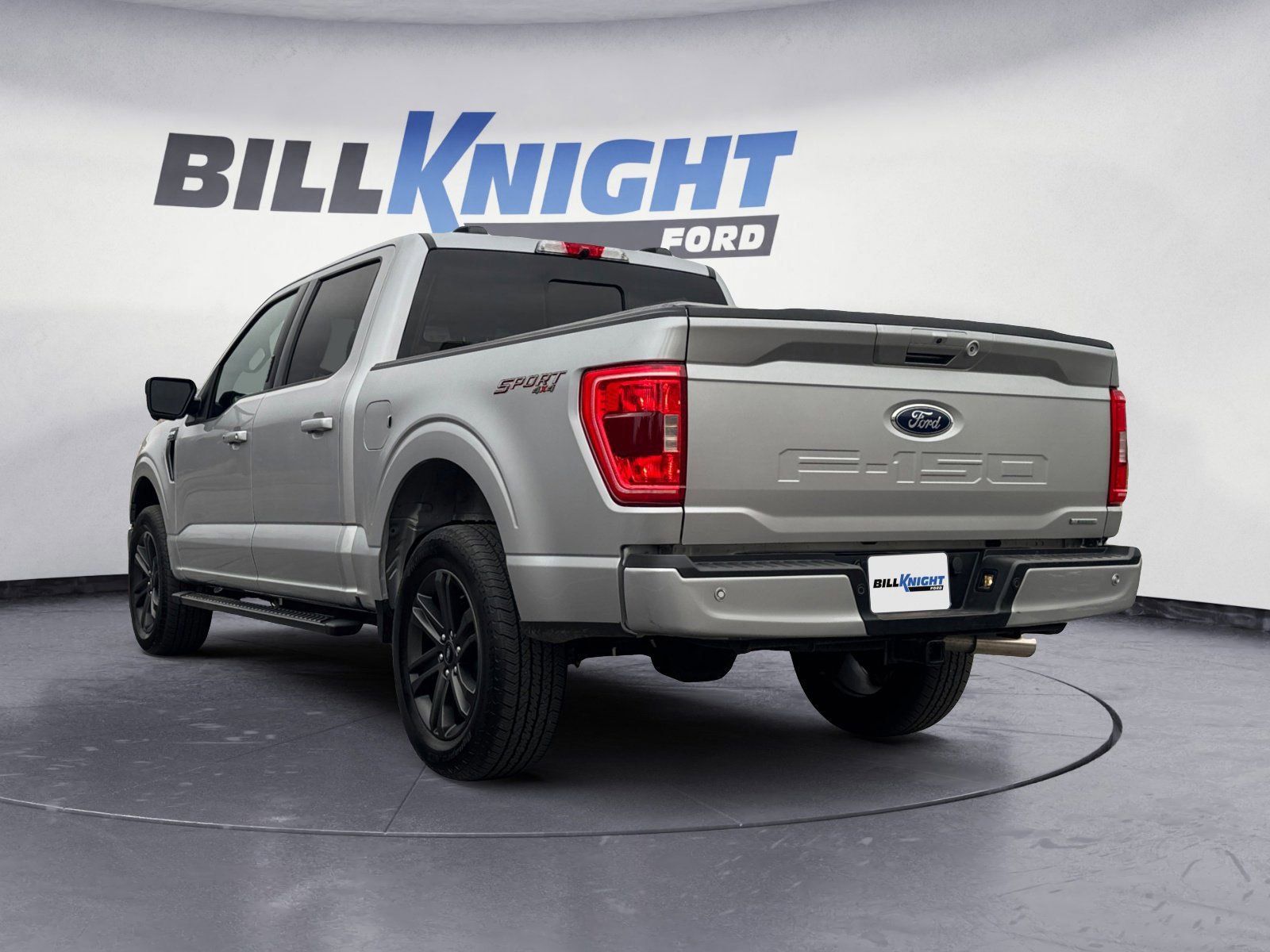 Certified 2022 Ford F150 XLT w/ Equipment Group 302A High image 3