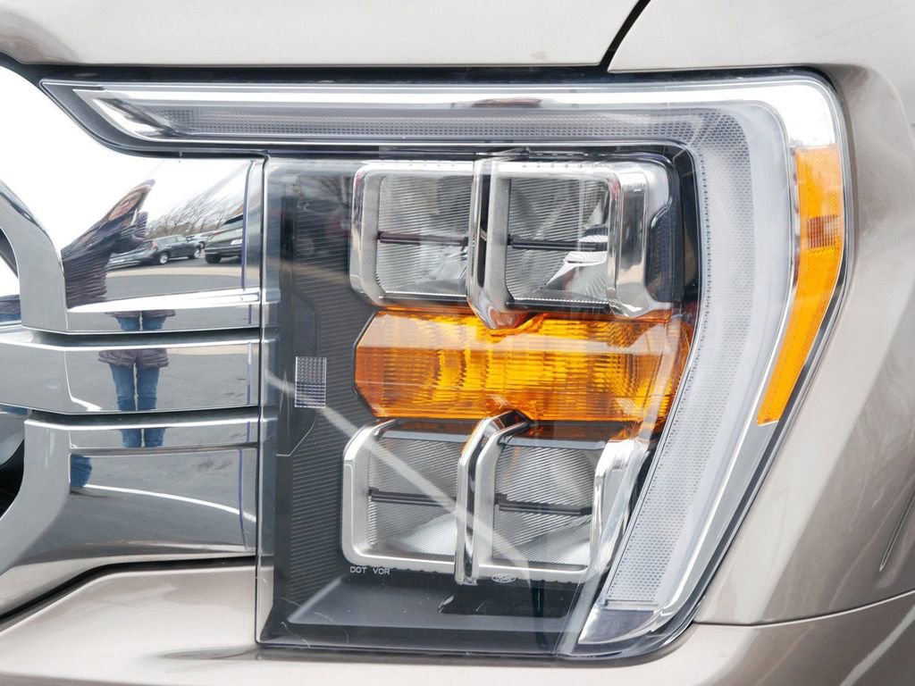 Certified 2022 Ford F150 XLT w/ Equipment Group 302A High image 5