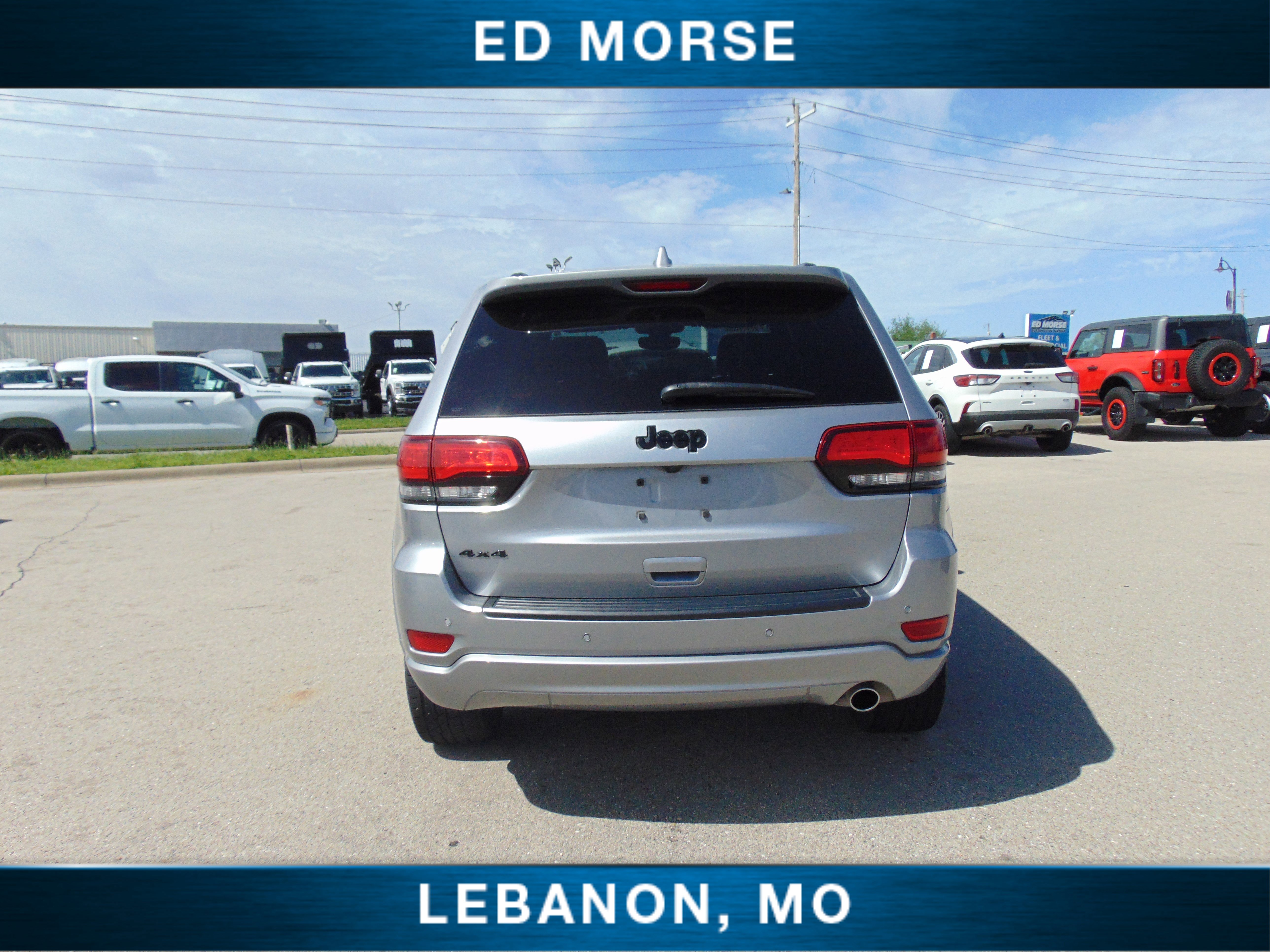 Used 2019 Jeep Grand Cherokee Altitude AWD/4WD image 7
