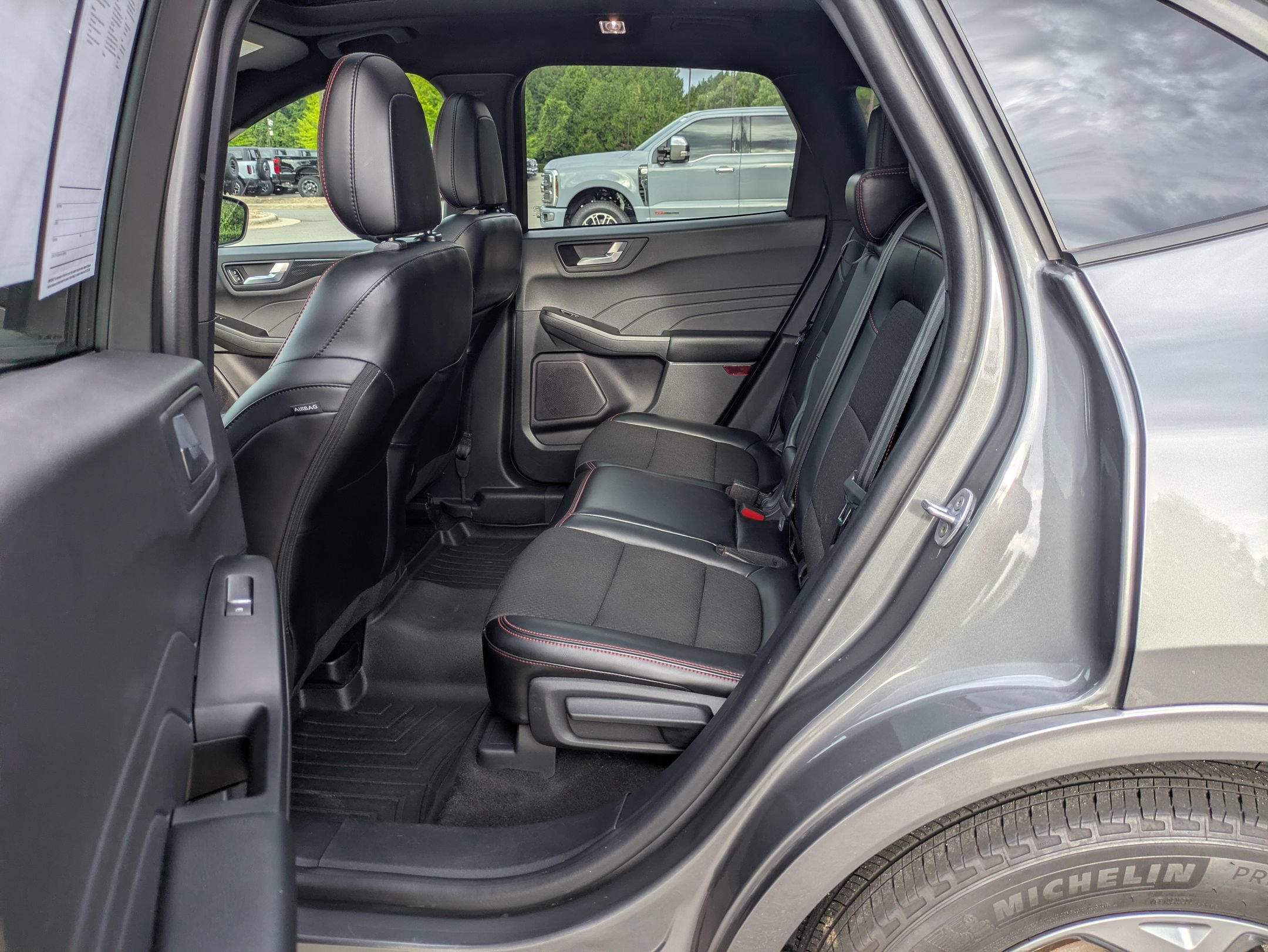 Certified 2024 Ford Escape ST-Line w/ Tech Pack #1 AWD/4WD image 29