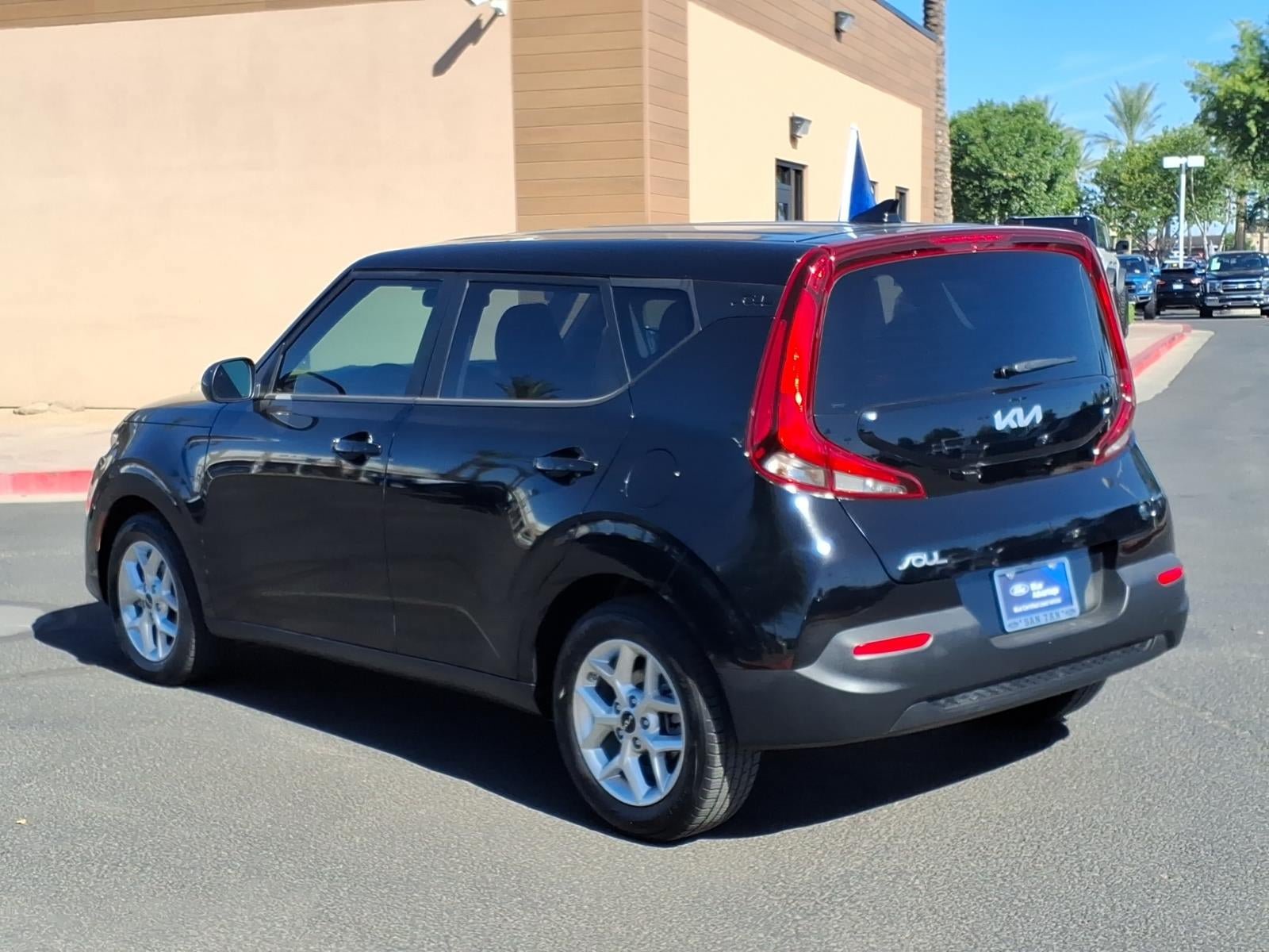 Used 2022 Kia Soul LX w/ Technology Package FWD image 6