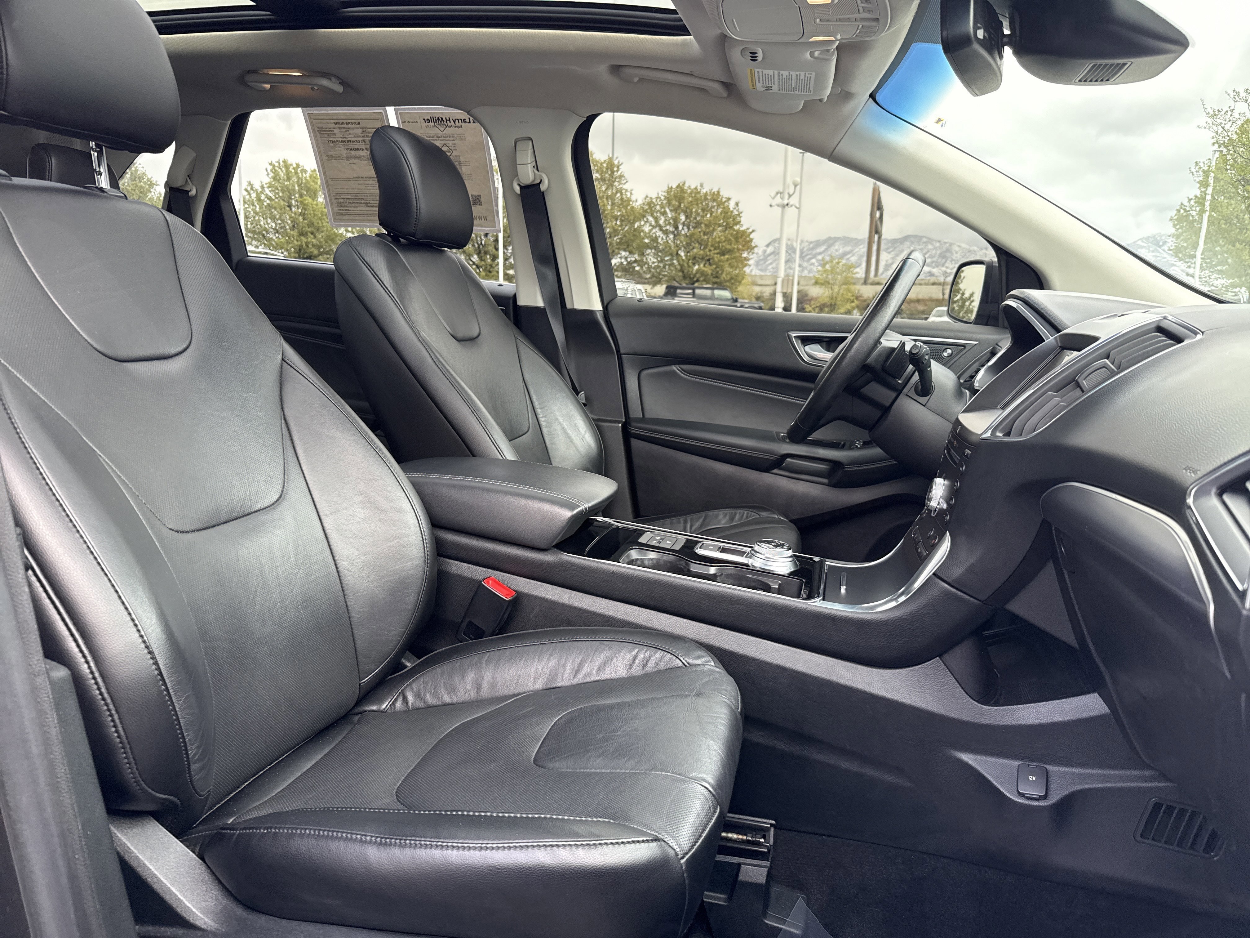 Certified 2019 Ford Edge Titanium w/ Equipment Group 301A image 30