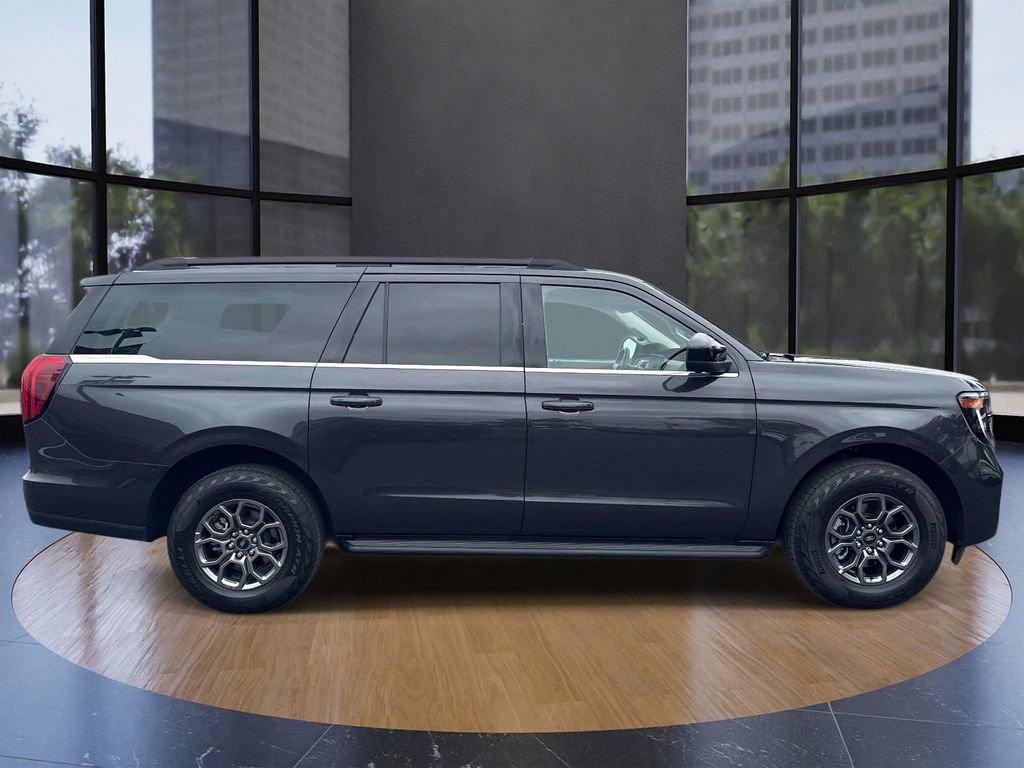 Certified 2025 Ford Expedition Max Active AWD/4WD image 2
