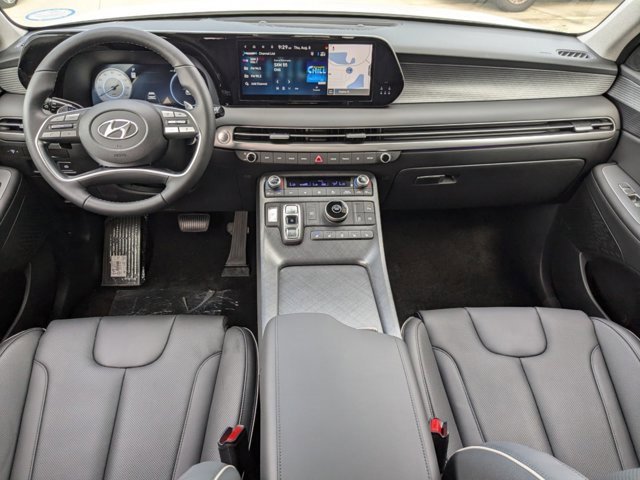 Used 2025 Hyundai Palisade Limited image 13