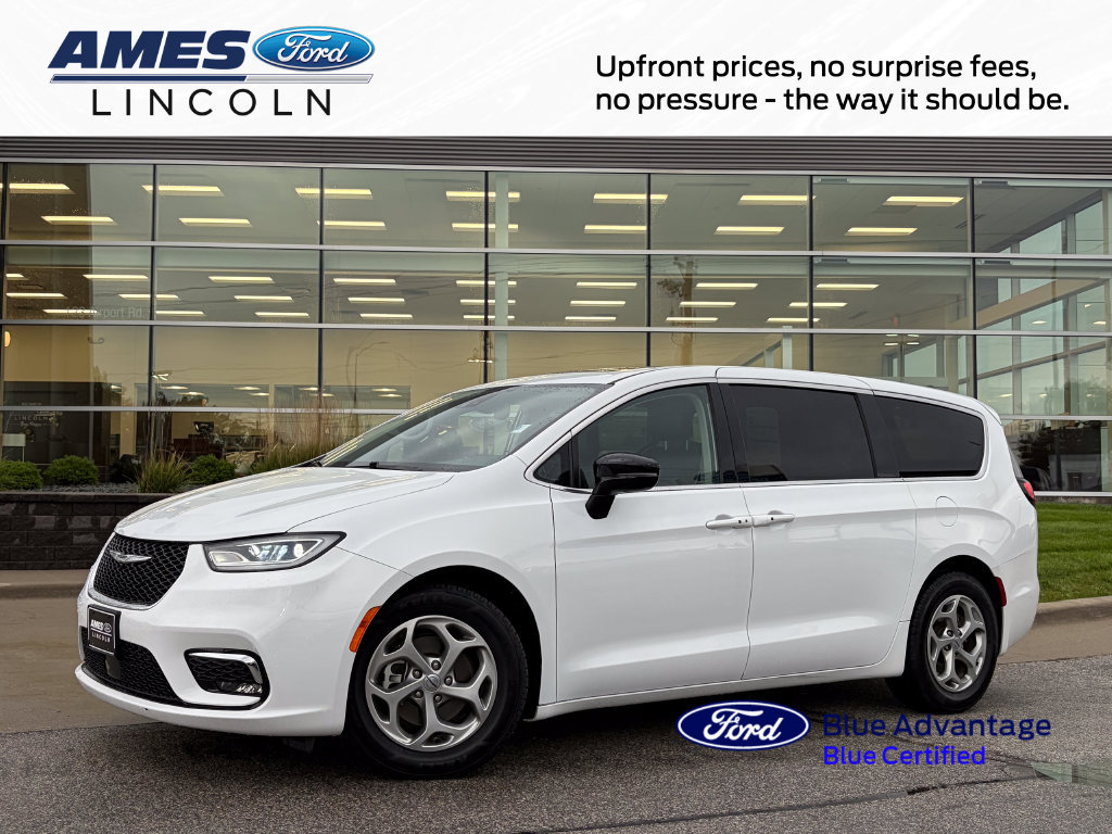 Used 2024 Chrysler Pacifica Limited