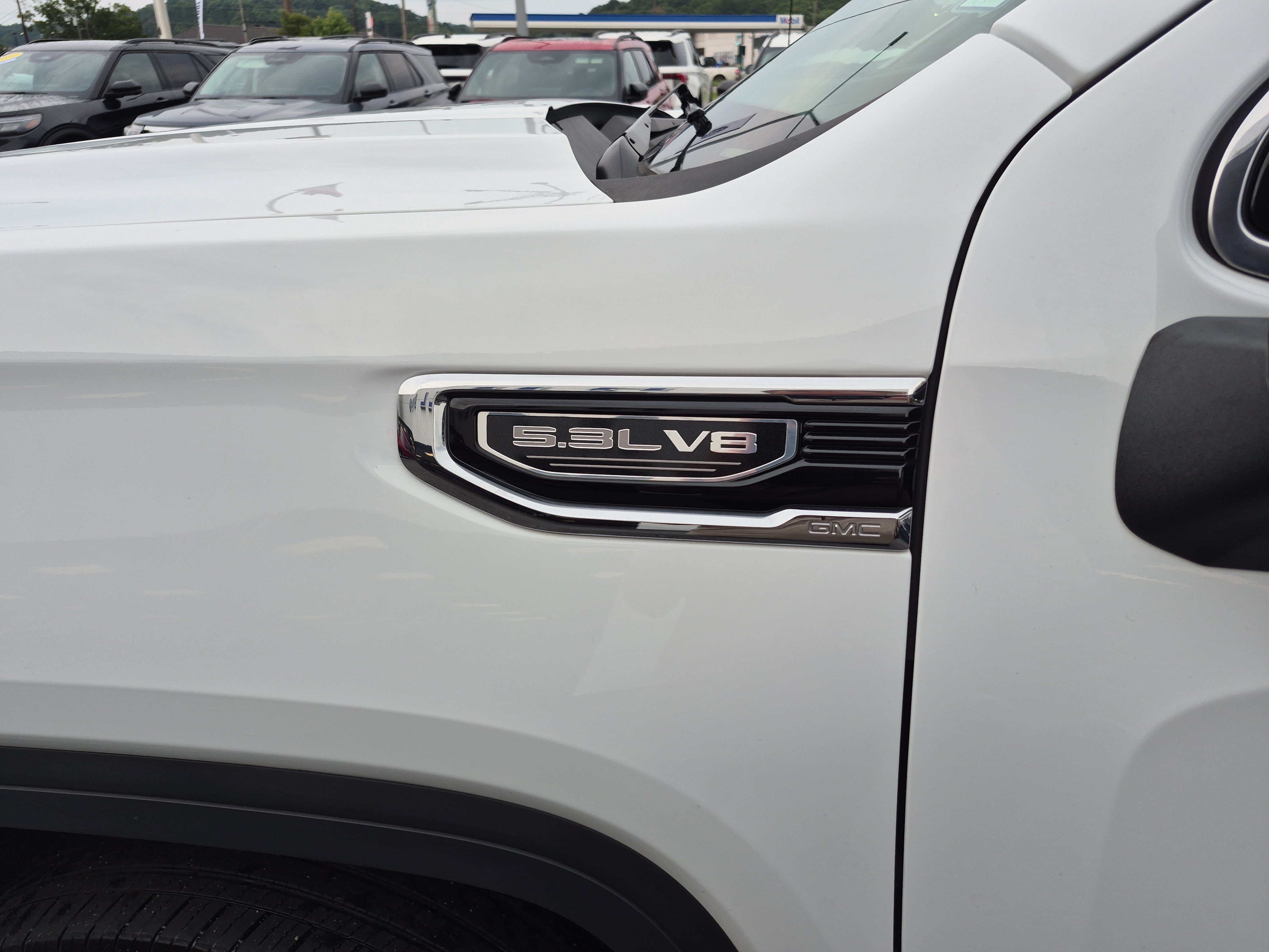 Used 2023 GMC Sierra 1500 SLT w/ SLT Convenience Package AWD/4WD image 10