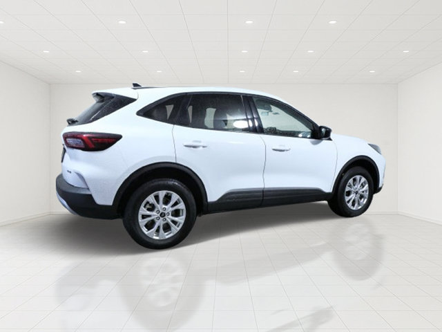 Certified 2025 Ford Escape Active AWD/4WD image 8