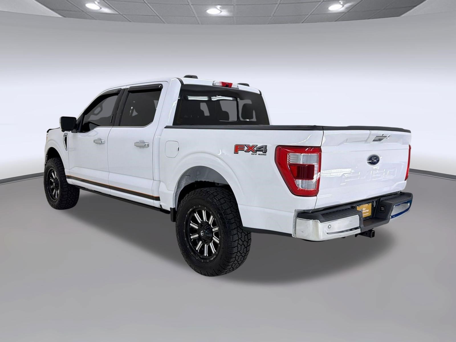 Certified 2023 Ford F150 Lariat w/ Trailer Tow Package AWD/4WD image 3