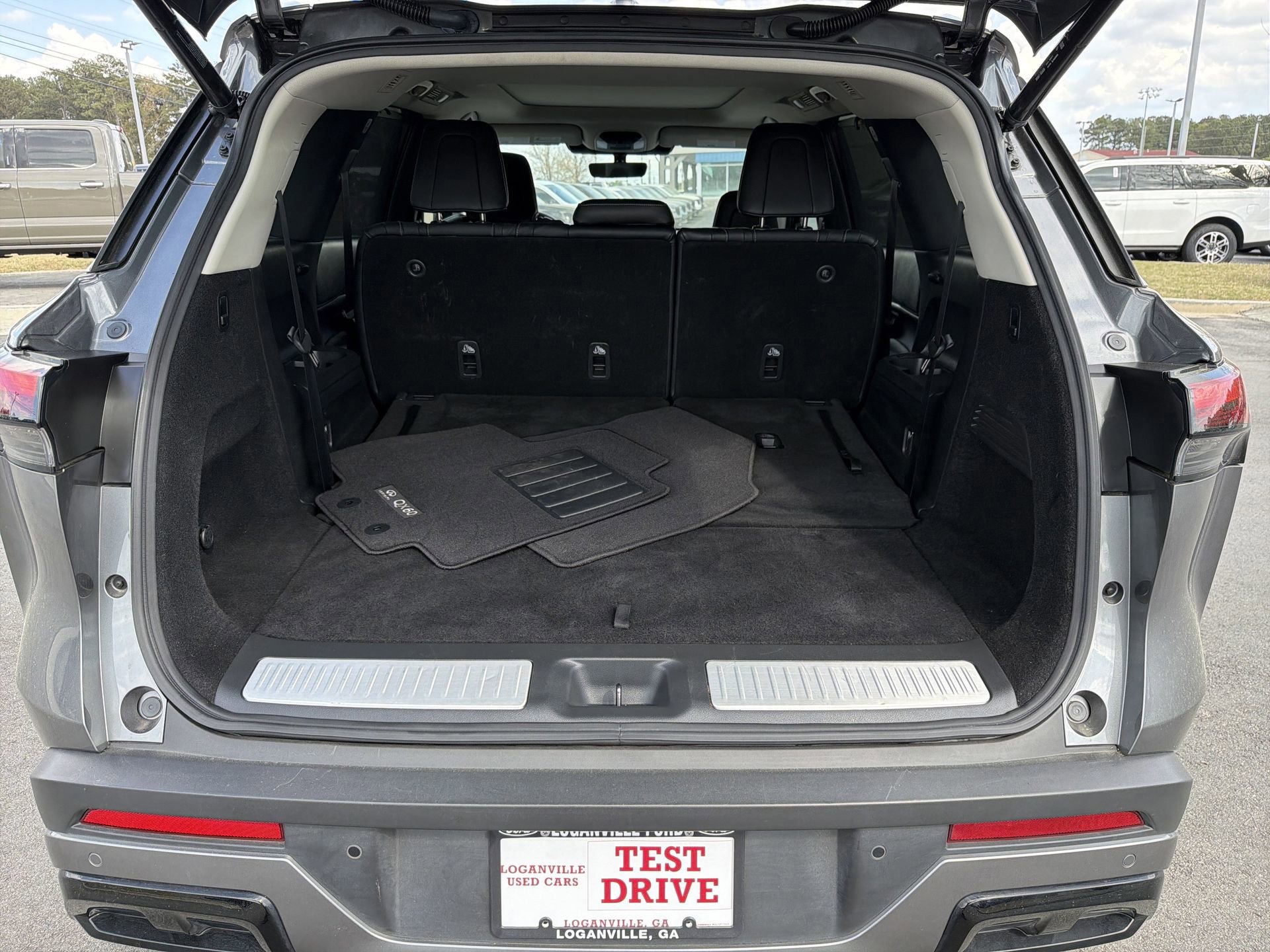 Used 2023 INFINITI QX60 Luxe w/ Performance Audio Package image 31