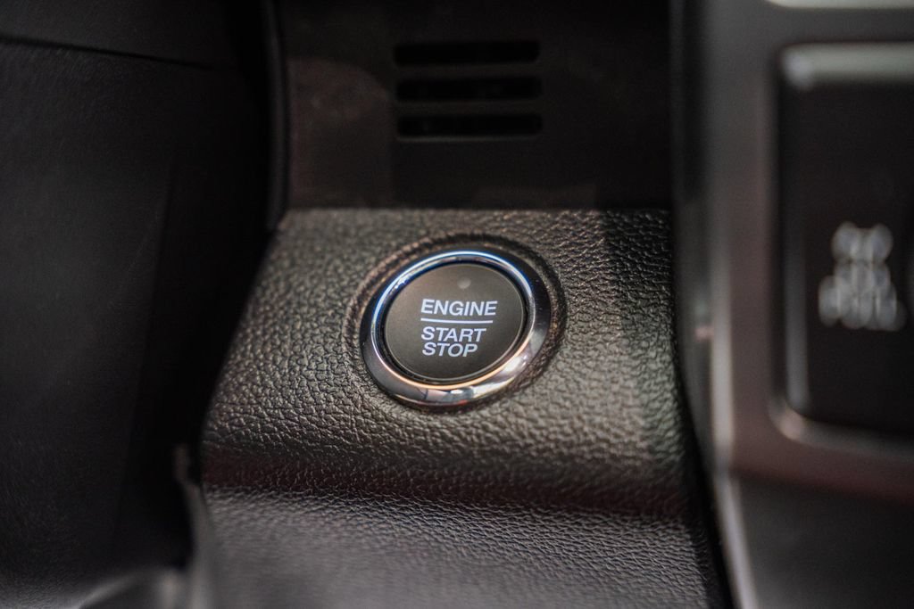 Certified 2019 Ford F150 Lariat w/ Equipment Group 502A Luxury AWD/4WD image 33