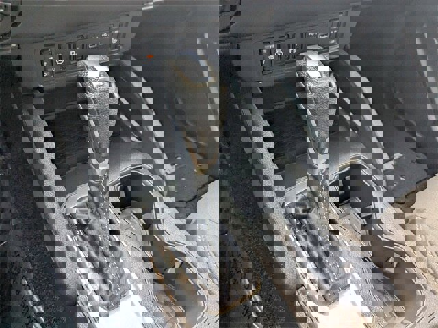 Used 2024 Nissan Frontier SV w/ SV Convenience Package image 15