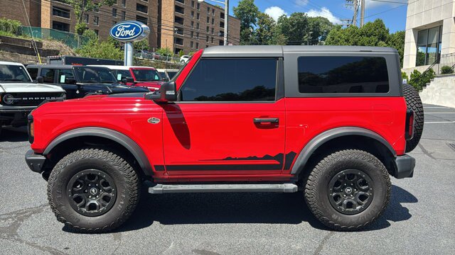 Certified 2023 Ford Bronco Wildtrak AWD/4WD image 4