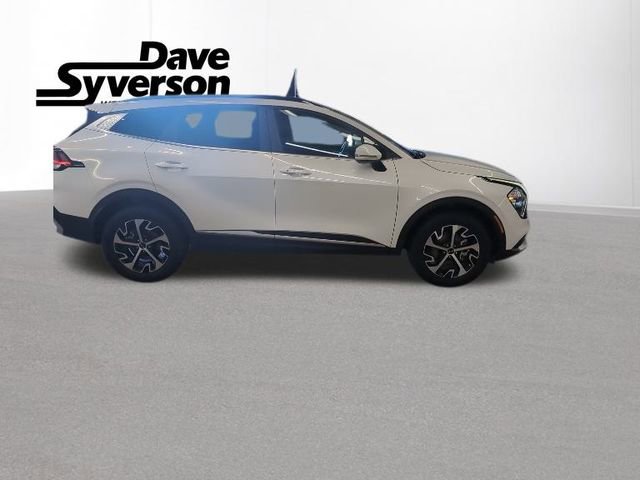 Used 2023 Kia Sportage EX w/ EX Premium Package image 4