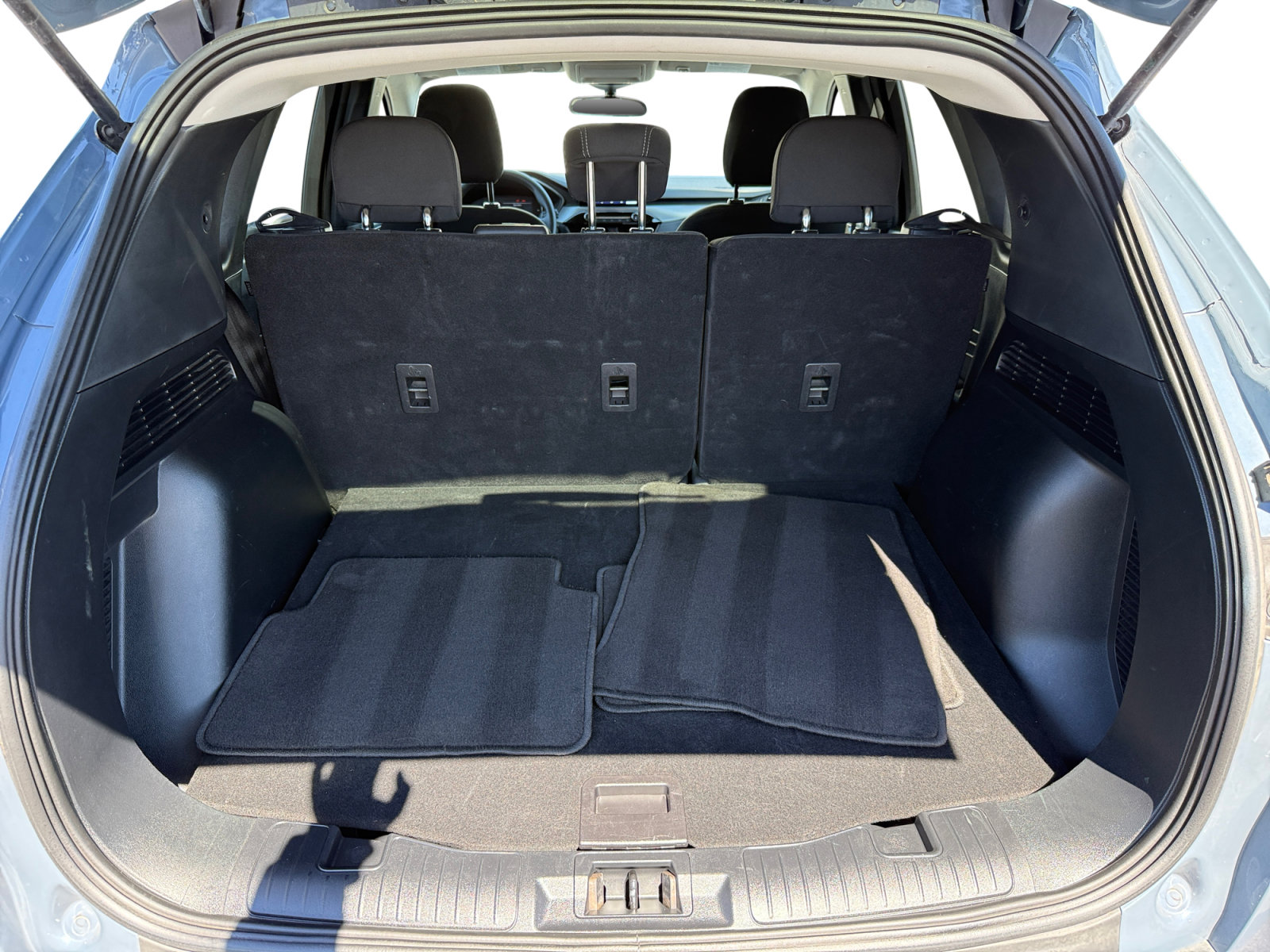 Certified 2025 Ford Escape Active FWD image 17