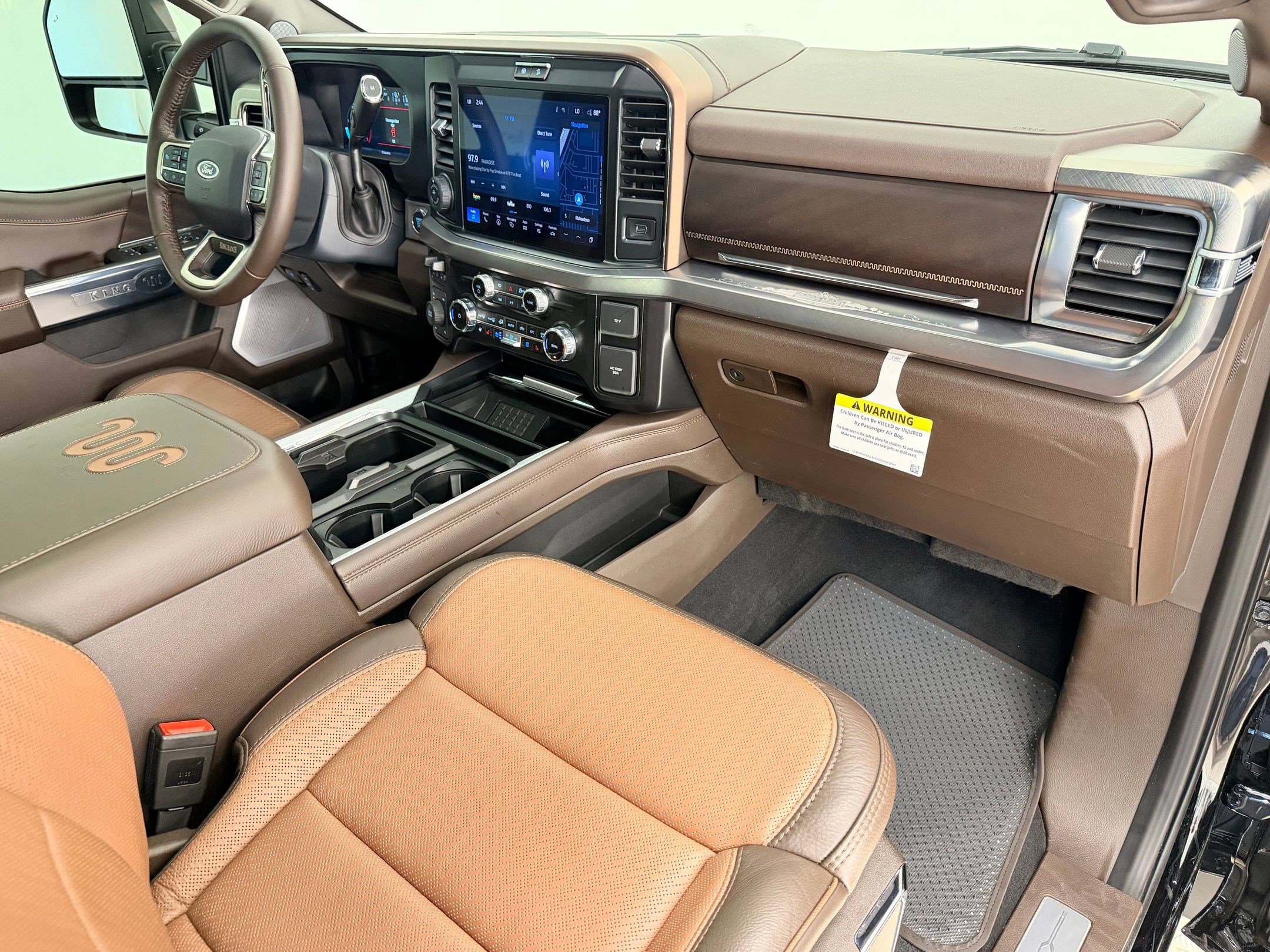 Certified 2025 Ford F350 King Ranch image 30