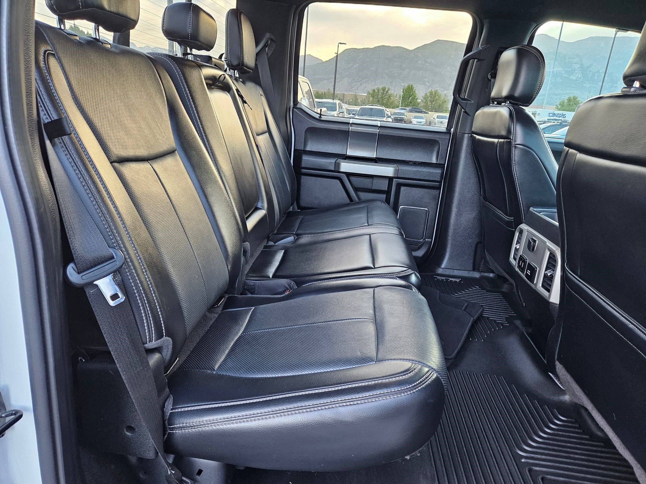 Certified 2018 Ford F150 Lariat AWD/4WD image 32