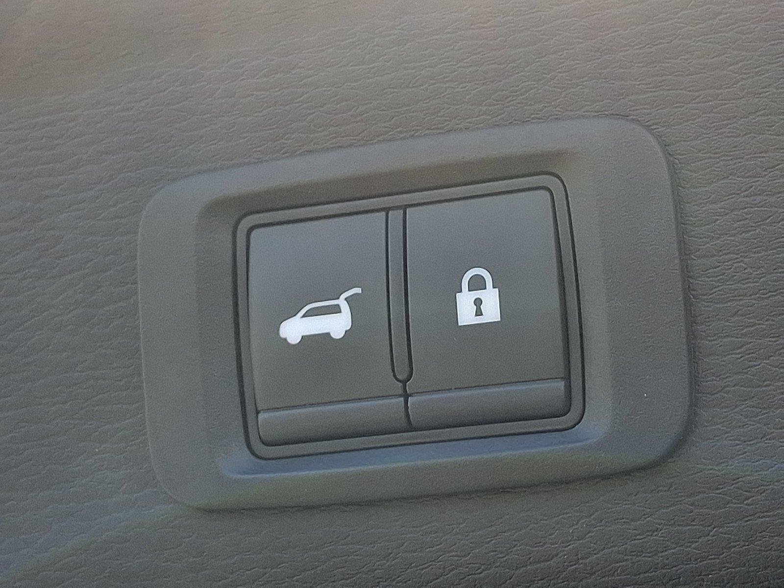 Used 2023 Mitsubishi Outlander SEL AWD/4WD image 28