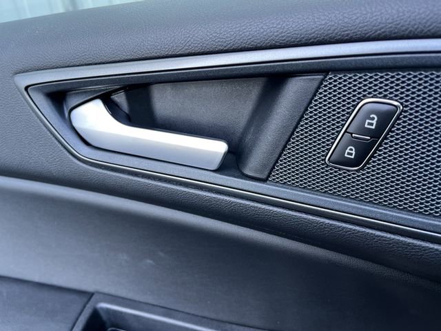 Certified 2024 Ford Edge SE image 22