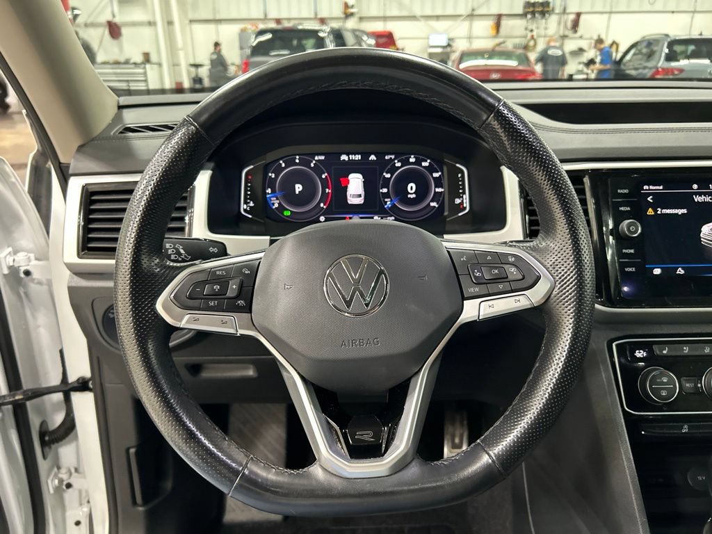 Used 2022 Volkswagen Atlas SEL Premium AWD/4WD image 16
