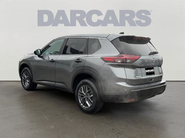 Used 2024 Nissan Rogue S image 2