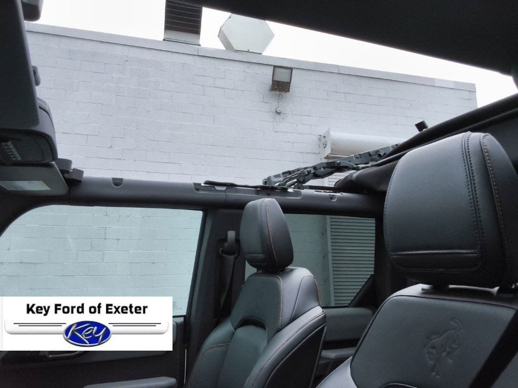 Certified 2023 Ford Bronco Badlands w/ Sasquatch Package AWD/4WD image 47