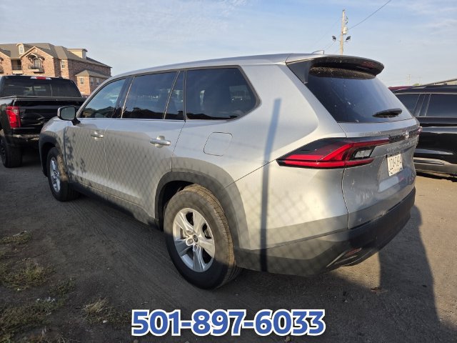 Used 2025 Toyota Grand Highlander FWD image 4