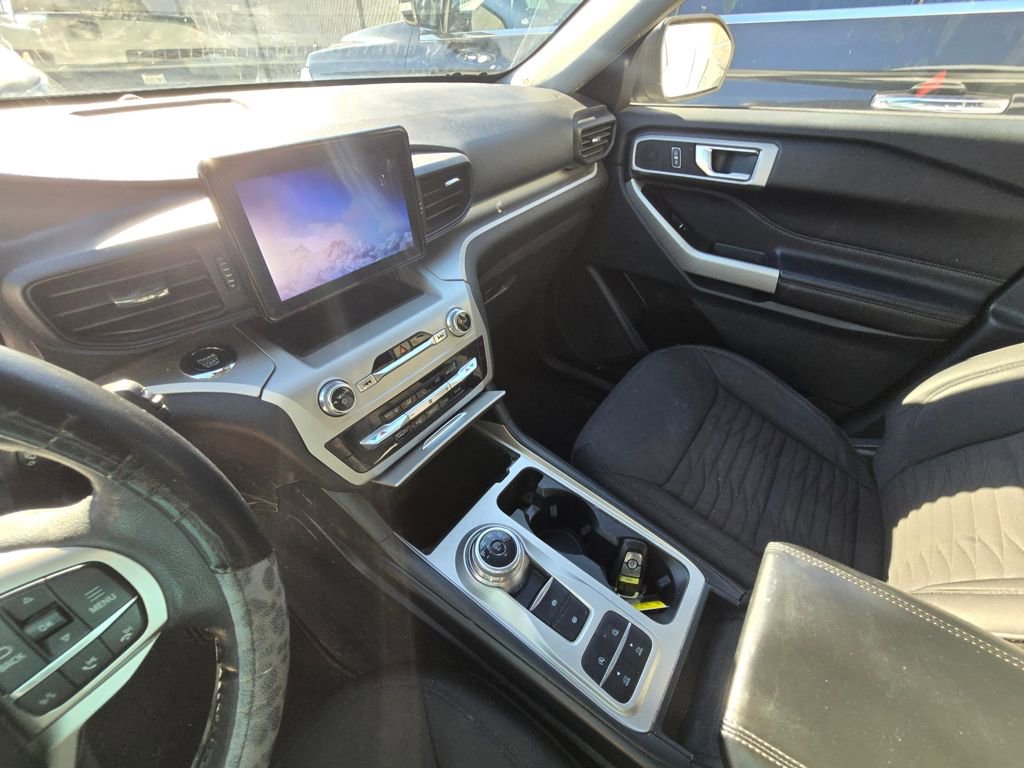Certified 2021 Ford Explorer XLT image 15