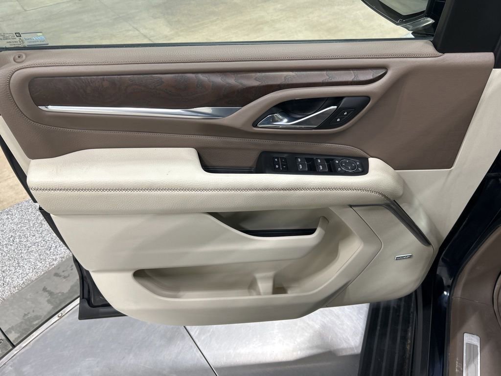 Used 2021 GMC Yukon Denali w/ Denali Ultimate Package image 12