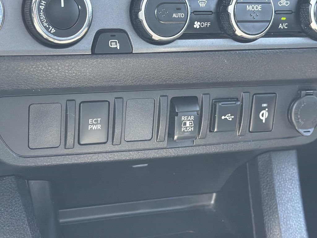 Used 2023 Toyota Tacoma TRD Off-Road w/ Black Out Package (TMS) AWD/4WD image 17