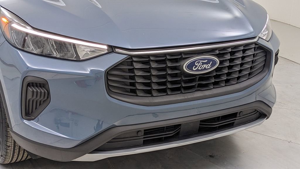 Certified 2023 Ford Escape Active image 39