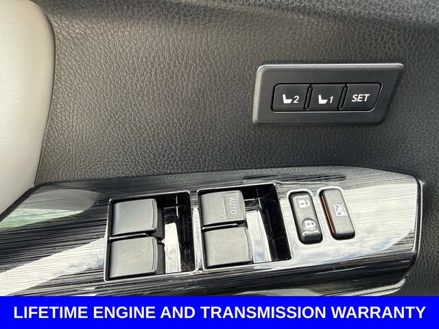 Used 2018 Toyota RAV4 Limited FWD image 20