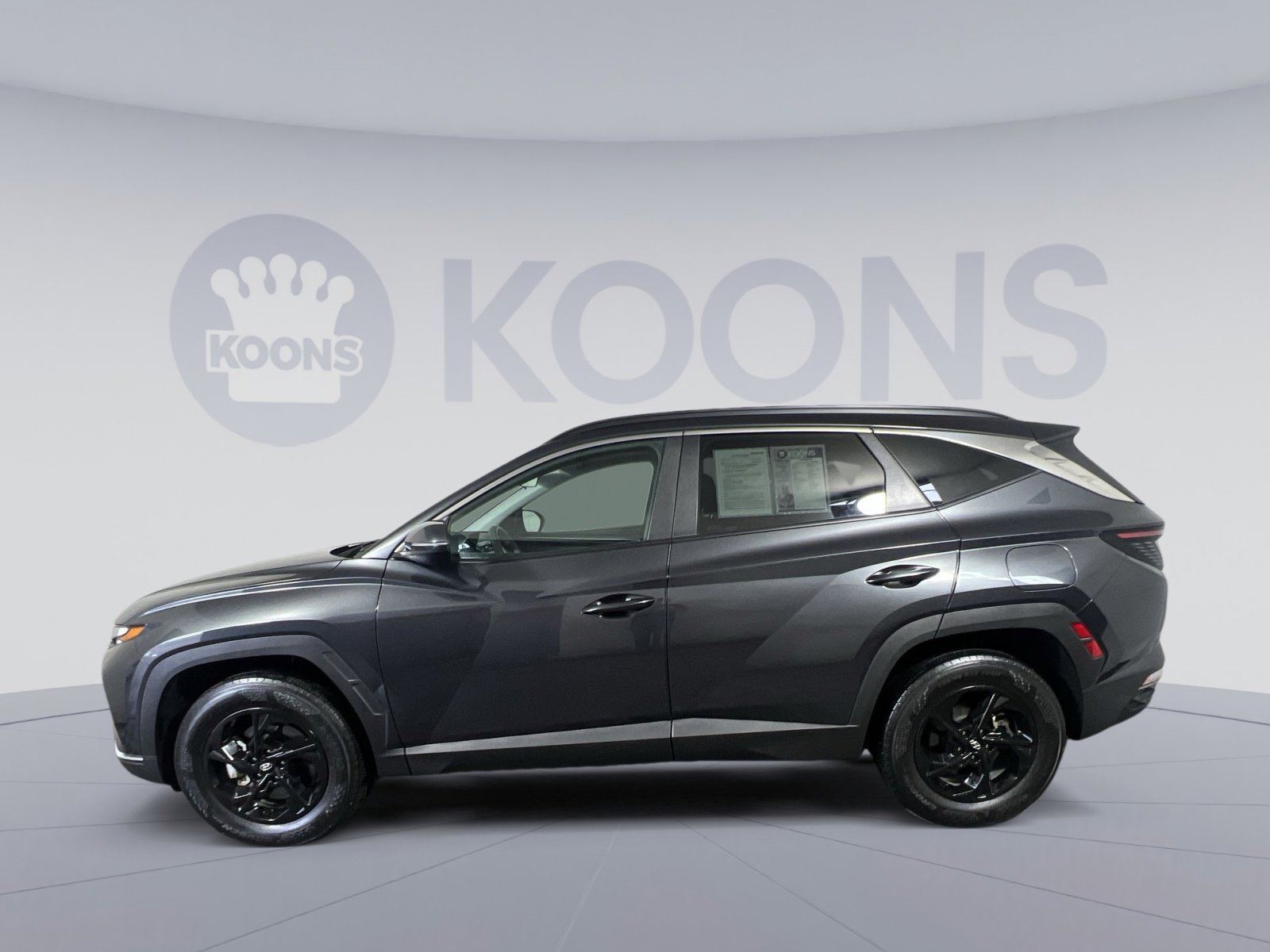 Used 2023 Hyundai Tucson SEL image 2