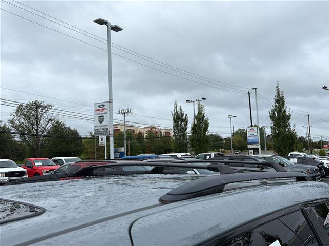 Used 2025 Toyota Sienna XLE Woodland Edition AWD/4WD image 25