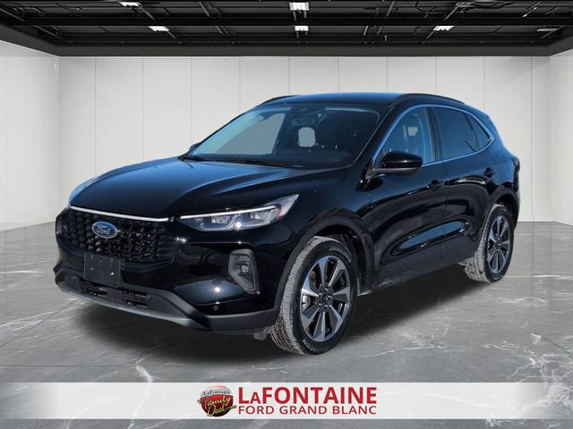 Certified 2024 Ford Escape Platinum image 1