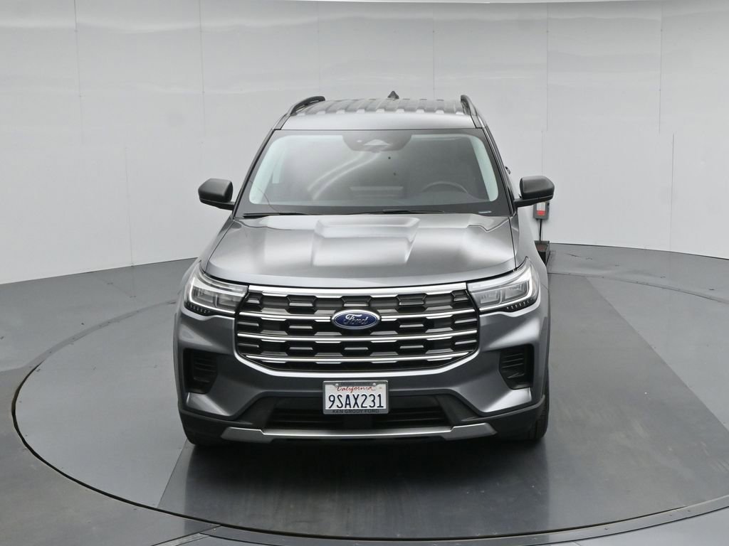 Certified 2025 Ford Explorer Active RWD image 41