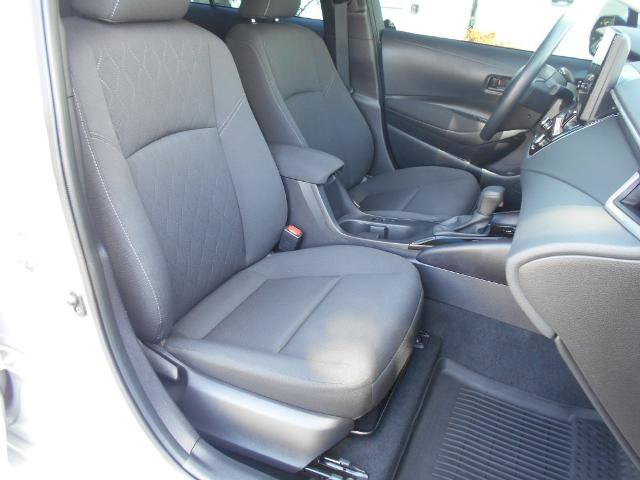 Used 2025 Toyota Corolla LE FWD image 10