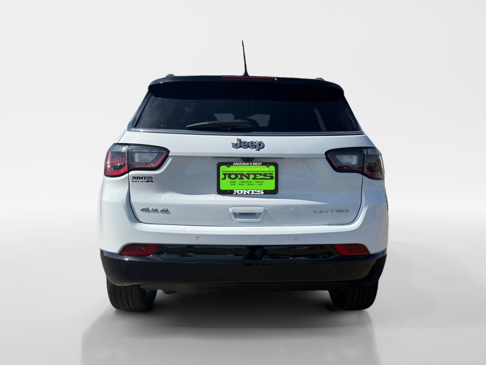 Used 2025 Jeep Compass Limited w/ Elite Group AWD/4WD image 5